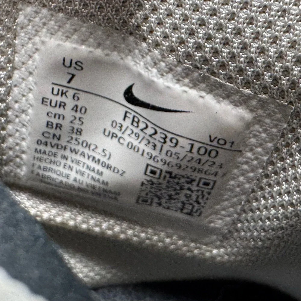Nike lebron witness